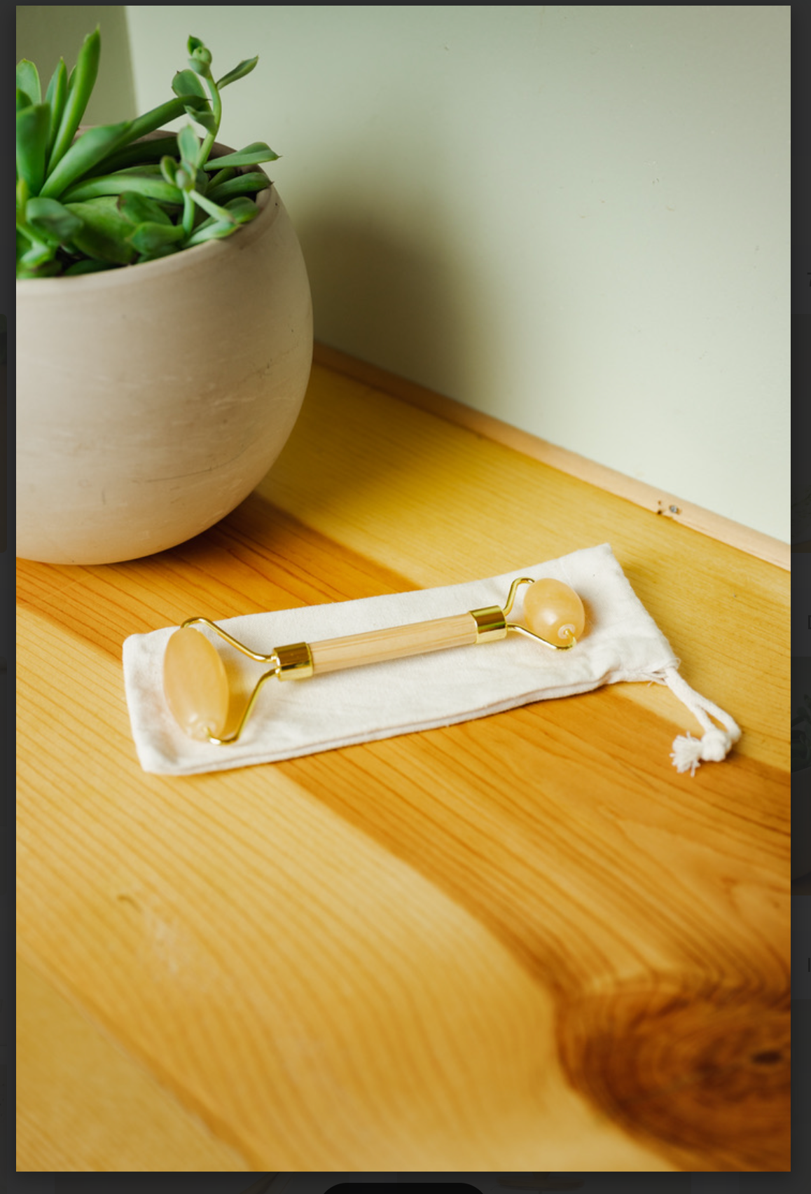 Bamboo Facial Roller Opalite