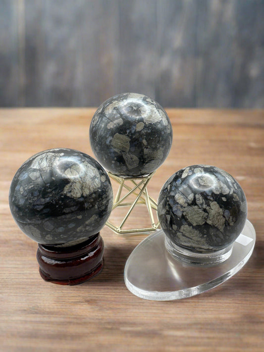 Blue Que Sera Sphere-9.7 oz