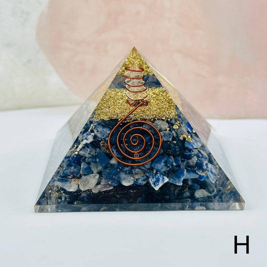 Orgone Crystal Pyramid: - Sodalite w/ Crystal Q. Point