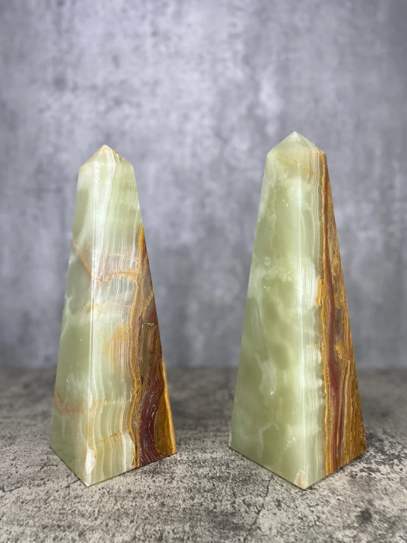 Green Onyx Obelisk