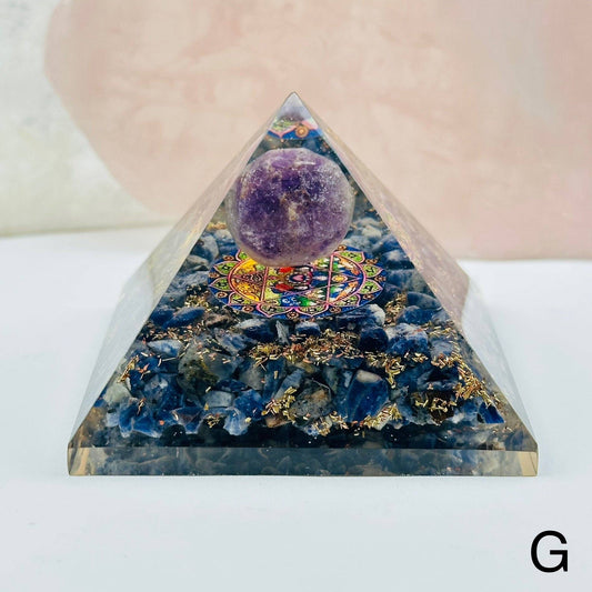 Orgone Crystal Pyramid:  - Sodalite w/ Amethyst Point